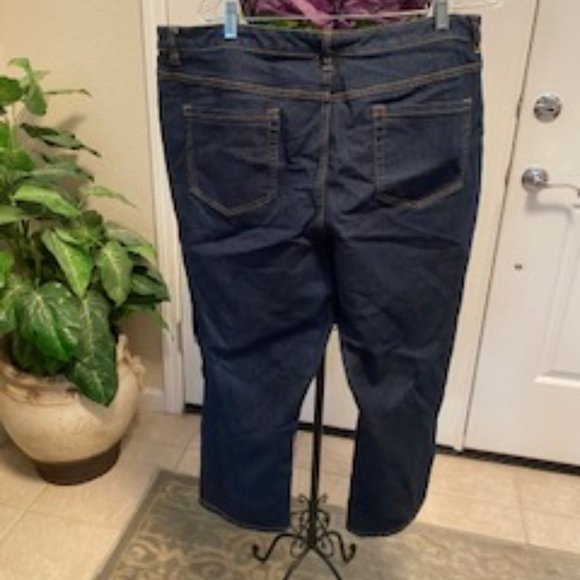 Denim Capris - Picture 3 of 3